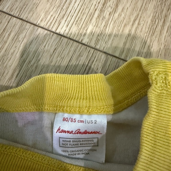 Hanna Andersson Yellow and Red Pajama Set with Bear Print - Picture 3 of 3